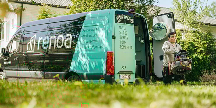 Miten sukitus eroaa perinteisestä putkiremontista?